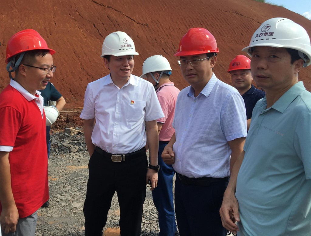 常宁市人民政府门户网站-邹雄杰调研天农食品有限公司全产业链项目