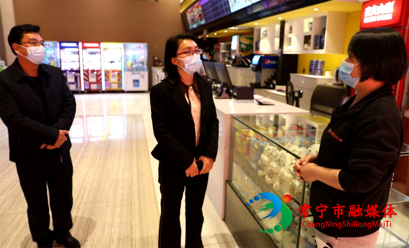 龙显蓉带队督查全市影院等重点场所防疫工作