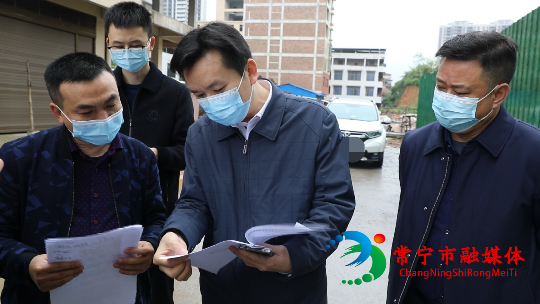 常宁市人民政府门户网站-邹雄杰到隔离点督查疫情防控工作