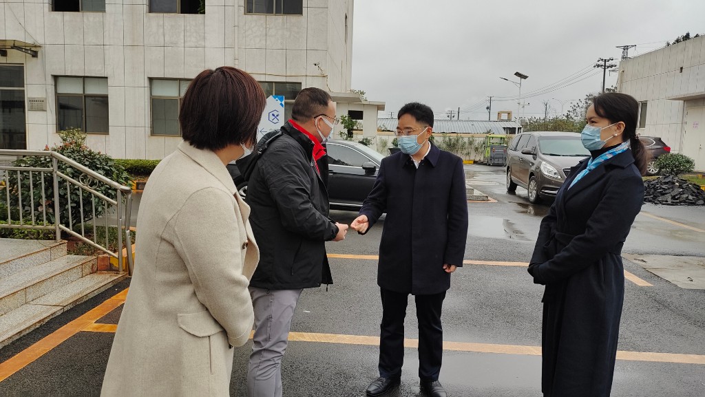 常宁市人民政府门户网站-罗卫华:全力确保疫情防控和安全生产两不误
