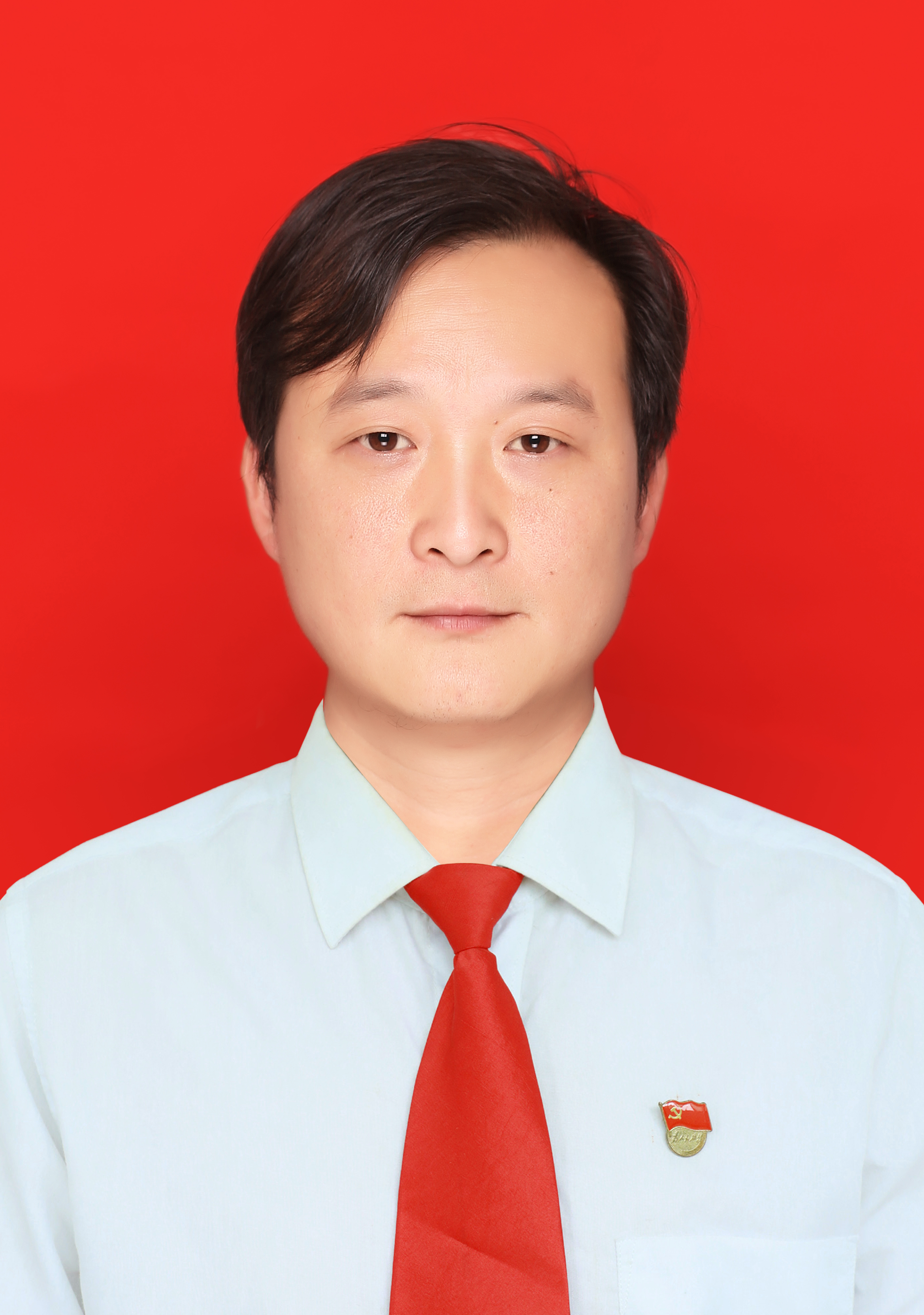 三角塘镇党委委员政协工作负责人唐锐